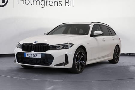 BMW 330e xDrive Touring M-Sport Drag HiFi