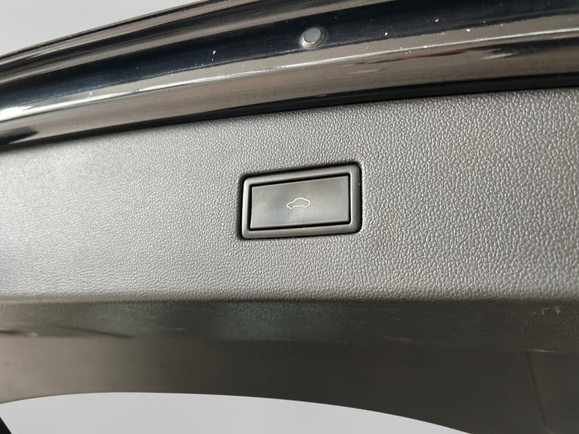Bild 5 av Volkswagen Tiguan Allspace 5-sätes TDI 4-M Dsg /R-line black/ Drag /Dynaudio / Vär