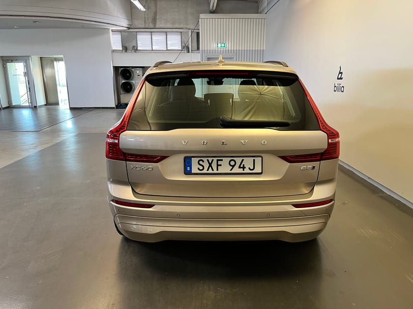 Bild 4 av Volvo XC60 B5 AWD Bensin Core/ Bakkamera/ Navigation/ 10.000kr Tillbehör/