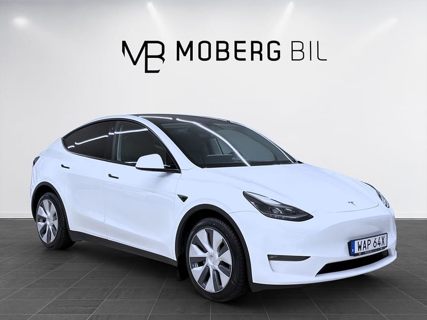 Bild 4 av Tesla Model Y Long Range AWD 514hk Pano Läder B-Kamera Navi PDC