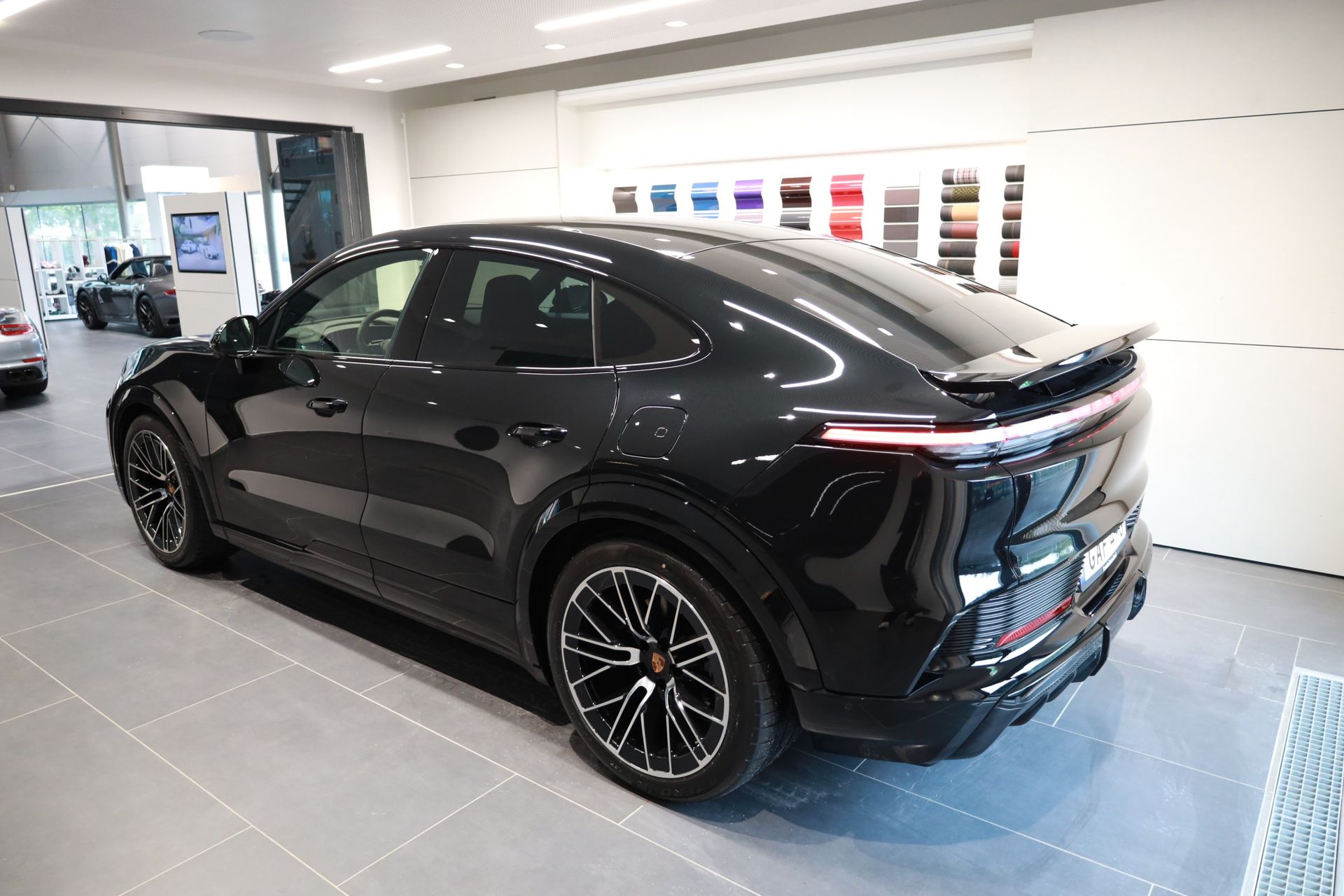 Porsche Cayenne S Coupé Electric 2026, bild 6/33