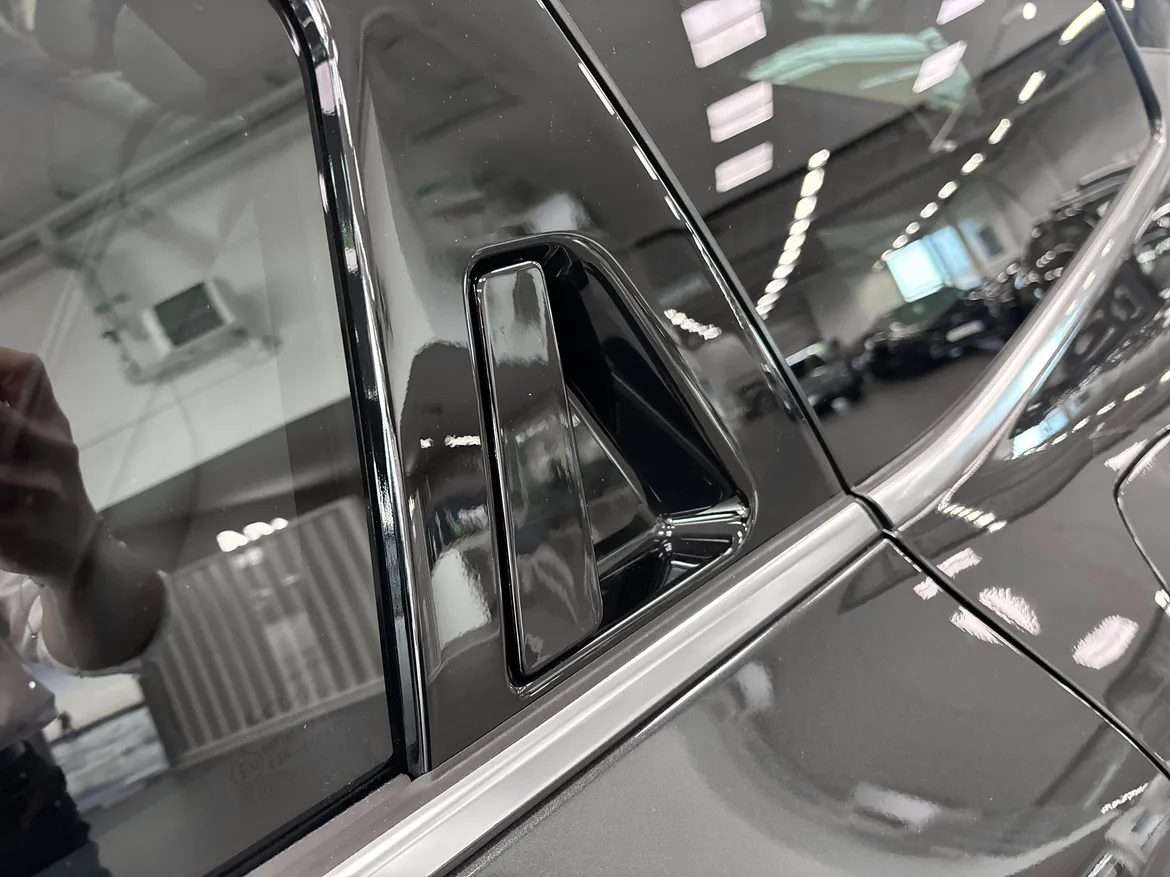 picture of a car