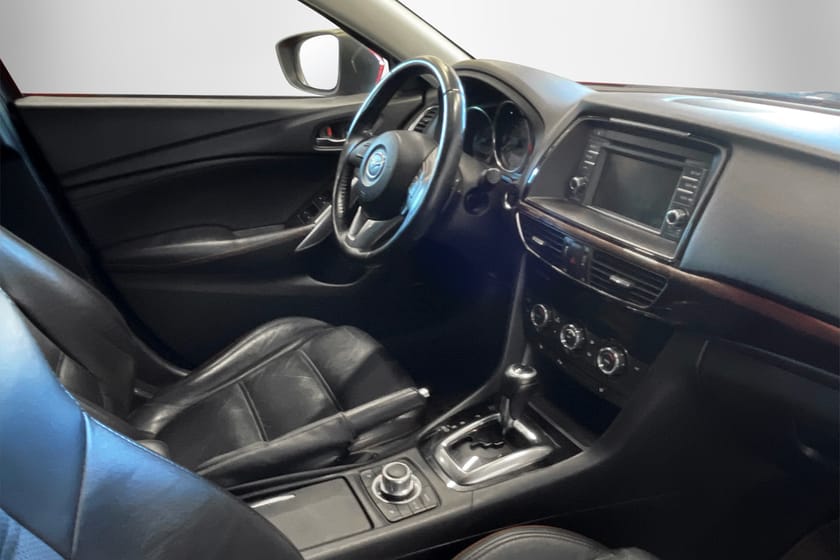 Bild 4 av Mazda 6 Wagon 2,2 175HK OPTIMUM SKYACTIV-D AUT/DRAG/NAV