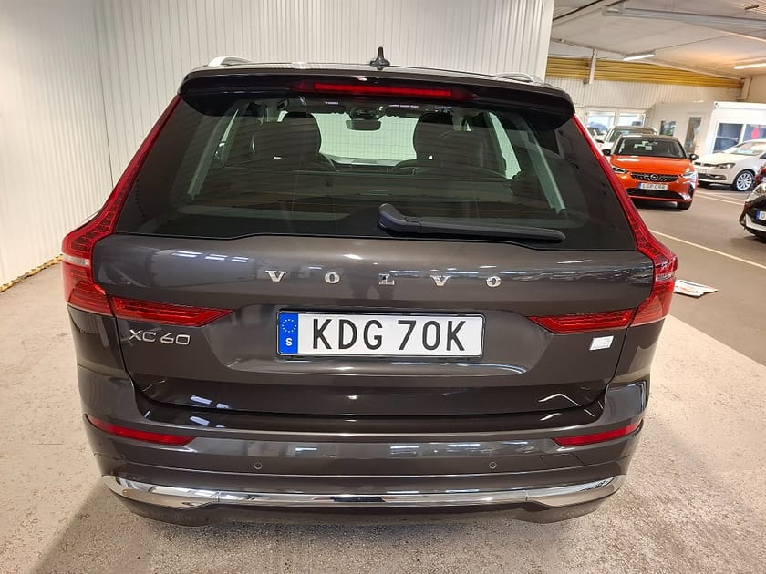 Bild 5 av Volvo XC60 Recharge T6 350 18,8 kWh AWD Panorama Harman/Kardon