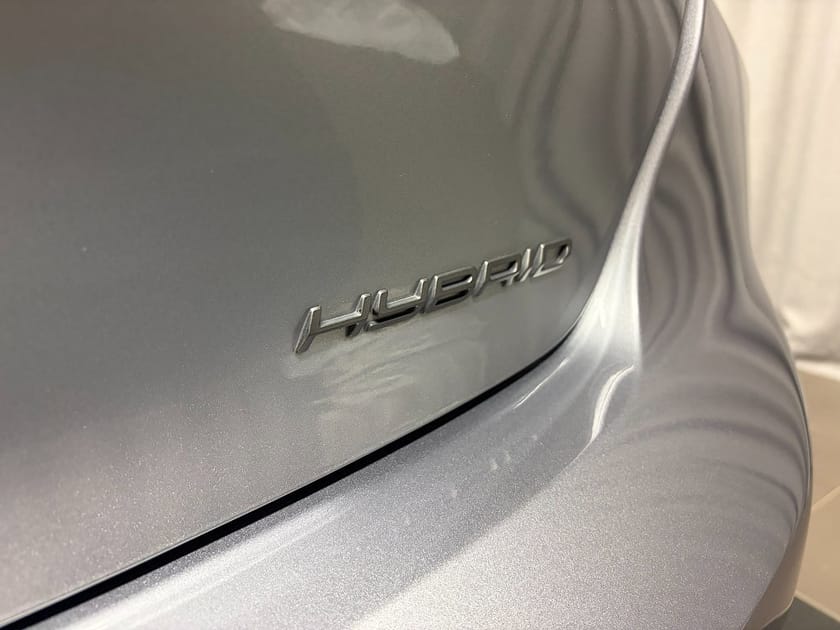 Bild 5 av Peugeot 208 HYBRID 100 STYLE AUT Inkl. Vinterhjul