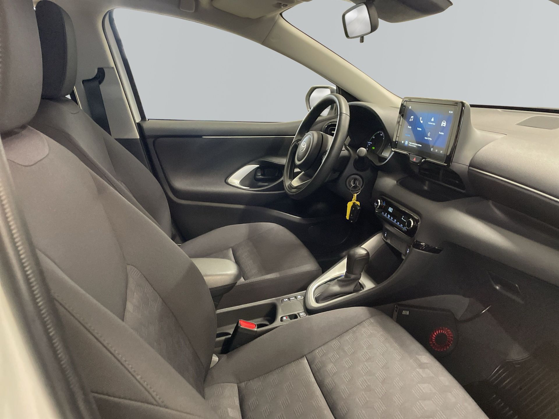 Toyota Yaris Hybrid 115 2024, bild 6/10
