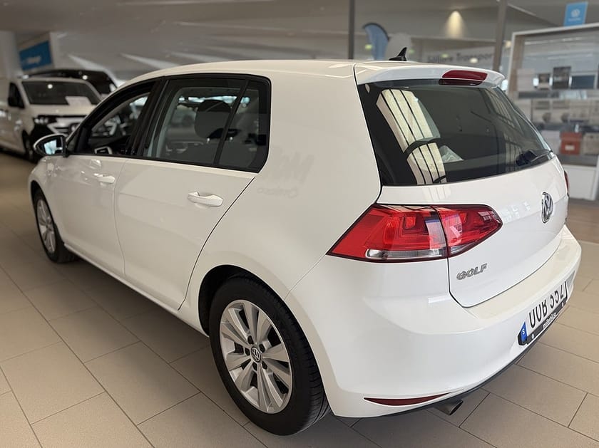 Bild 4 av Volkswagen Golf 1,2 TSI 110HK I Farthållare I Apple-carplay