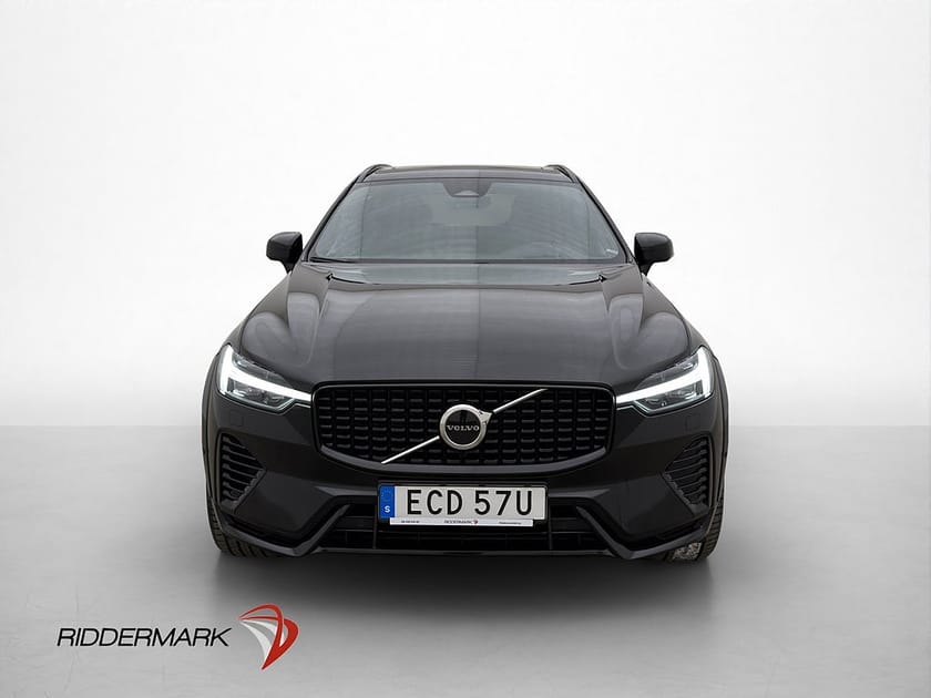 Bild 2 av Volvo XC60 Recharge T6 AWD R-Design Drag Pano H/K Skinn HUD