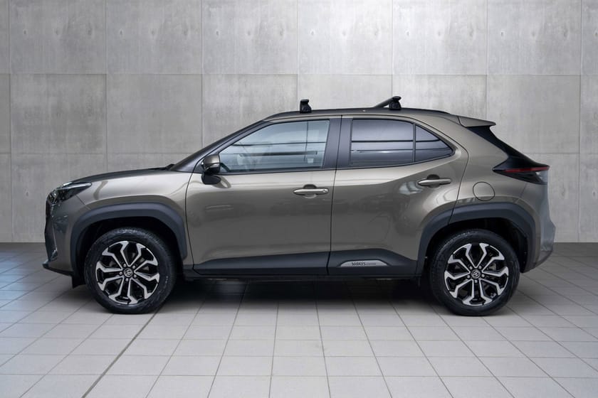 Bilde 2 av Toyota Yaris Cross Hybrid AWD-i 1,5 Active Tech