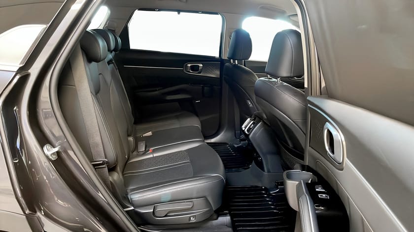 Bild 5 av Kia Sorento PHEV ADVANCE 265Hk / Kamera / Drag / 7 sits