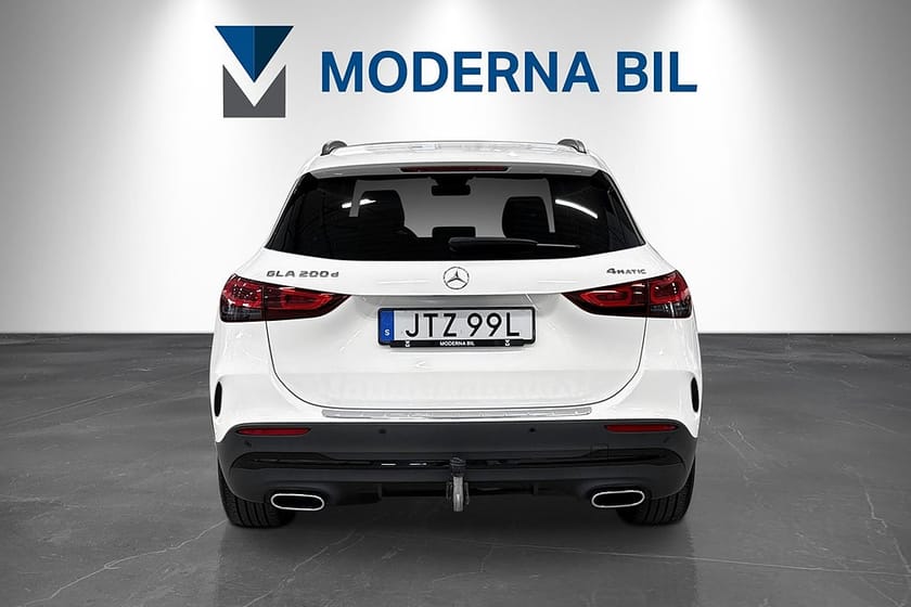 Bild 5 av Mercedes-Benz GLA 200 d 4MATIC 4M AMG Line Nyservad Night Premiumpaket Värmare