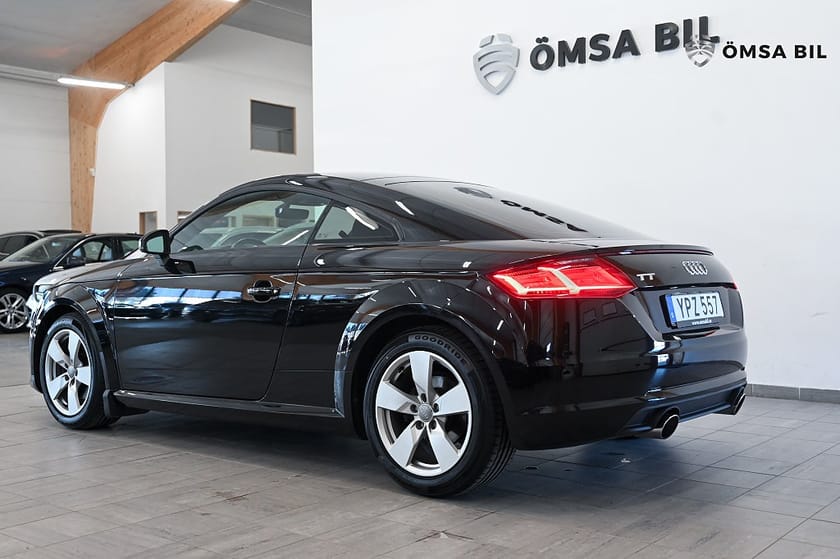 Bild 5 av Audi TT Coupé 1.8 TFSI Cockpit 180hk