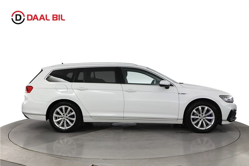 Bild 5 av Volkswagen Passat Sportscombi GTE SC 1.4 TSI 218HK DRAG P-VÄRM B-KAM NAVI 3-ZON