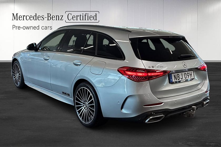 Bild 4 av Mercedes-Benz C 300 T de 4MATIC AMG Drag Burmester Minnesstolar Rattvärme