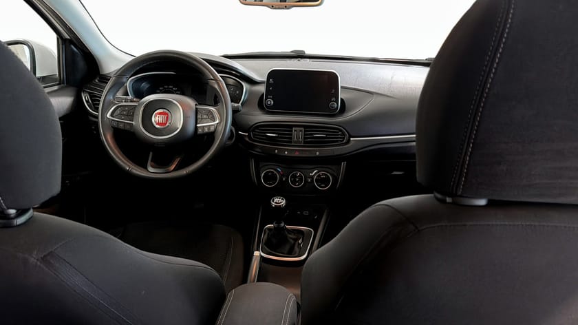 Bild 4 av Fiat Tipo Kombi 1.4 FIRE T-JET 120Hk / Kamera / Adaptiv Fart