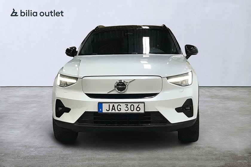 Bild 3 av Volvo XC40 Recharge Single Motor Plus Edition 231hk Navi Drag Carplay B-kamera