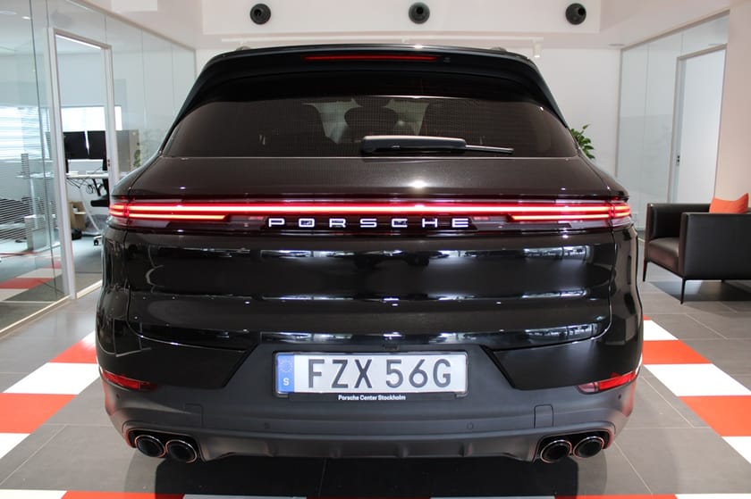 Bild 3 av Porsche Cayenne E-Hybrid 
