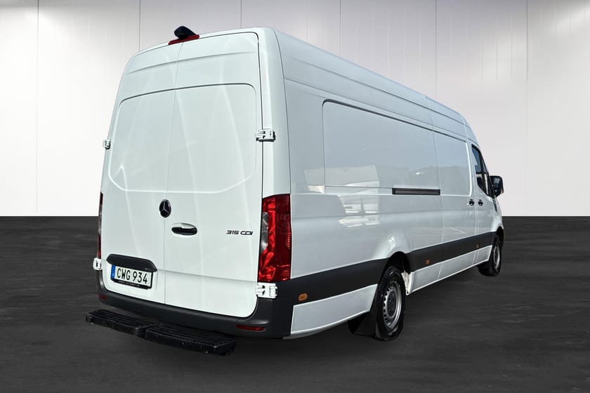Bild 3 av Mercedes-Benz Sprinter 315 CDI RWD Panel Van 9G-Tronic | Backkamera | Smartphone |