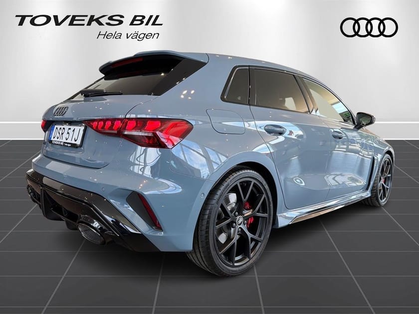 Bild 3 av Audi RS3 Sportback QUATTRO