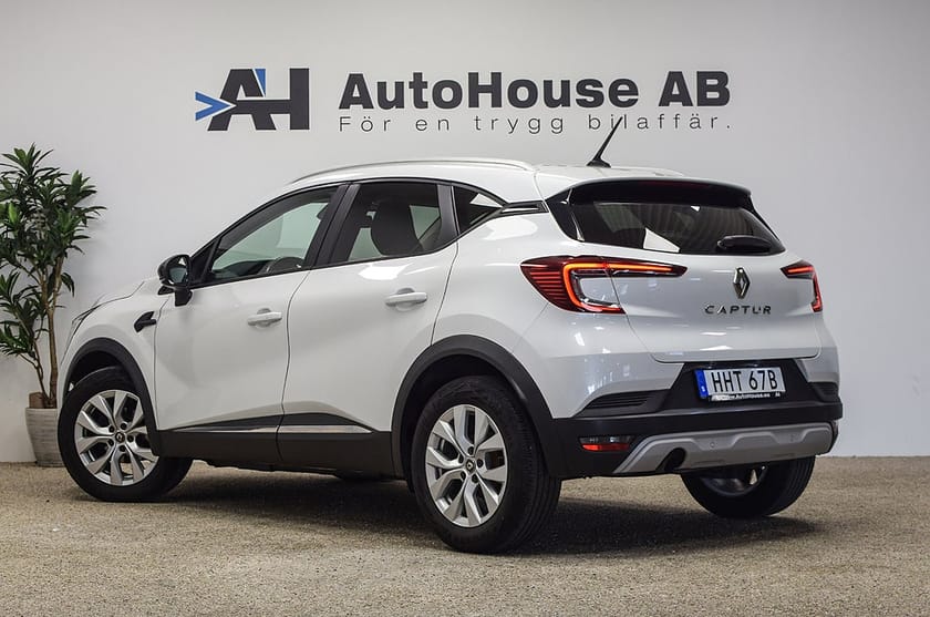 Bild 2 av Renault Captur 1.0 TCe Zen CarPlay P-Sensorer LED Keyless Garanti