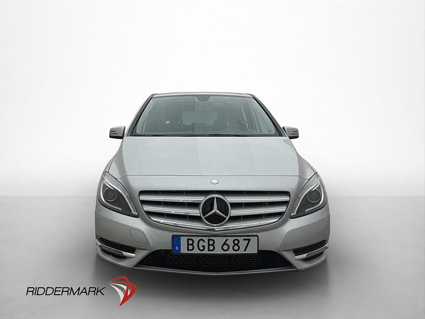 Bild 2 av Mercedes-Benz B 180 CDI 7G NY-KAMREM EN-BRUKARE 3965 MIL!