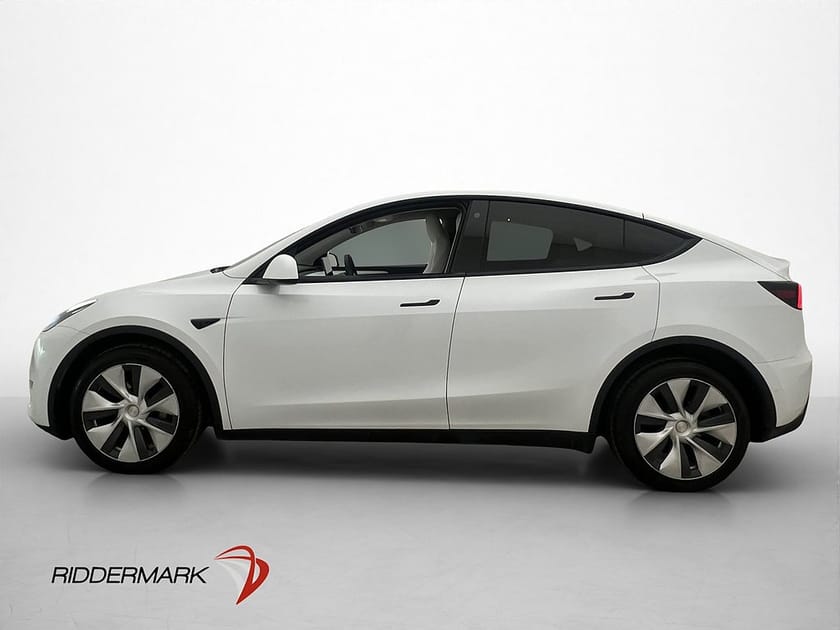 Bild 5 av Tesla Model Y Long Range AWD Ljus Interiör Svensksåld