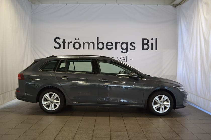 Bild 2 av Volkswagen Golf Sportscombi LIFE 1.5 eTSI 150hk