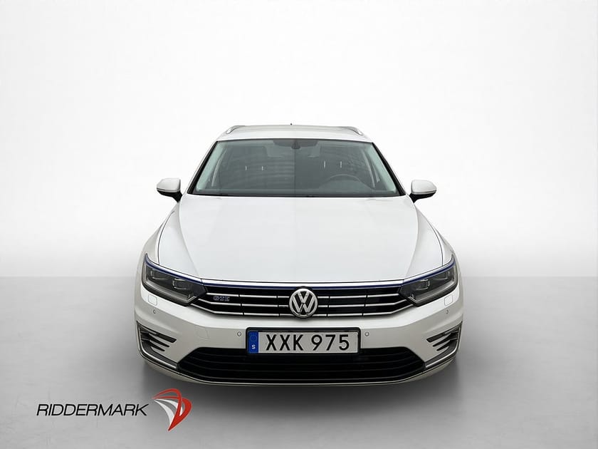 Bild 2 av Volkswagen Passat Variant GTE Sportscombi 218hk Skinn  Värmare Drag