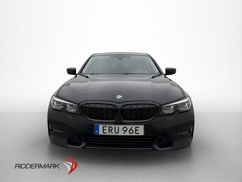 Bild 2 av BMW 3-serie 320 xDrive 190hk Sport line Drag CarPlay Navi Ambient