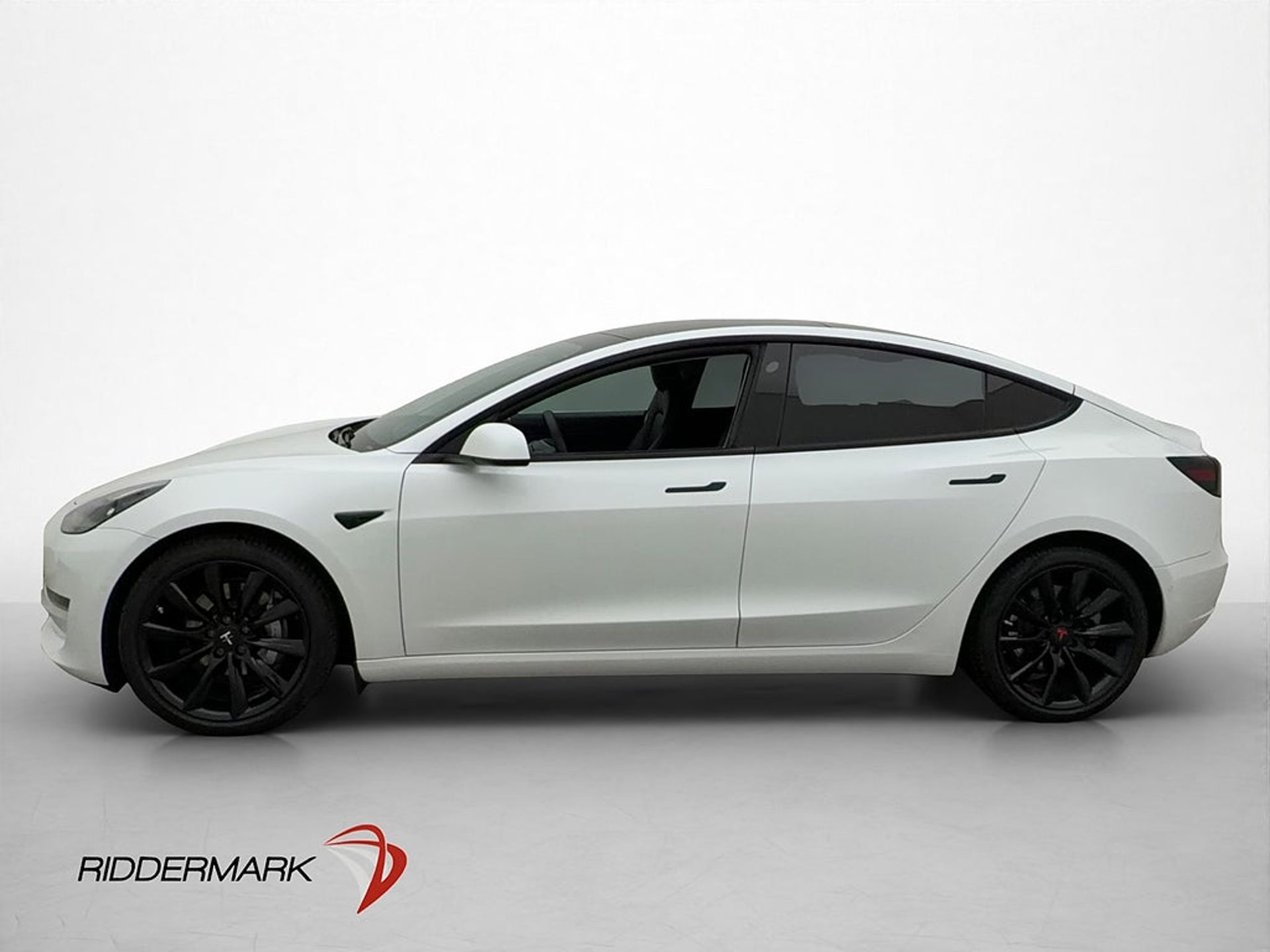 Tesla Model 3 2021, kuva 5/10