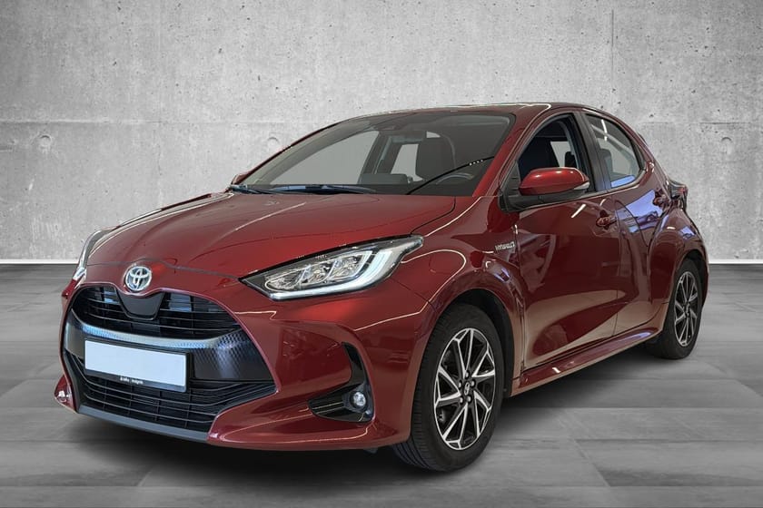 Bilde 2 av Toyota Yaris Hybrid Active Tech. Hengerfeste,Kamera,Garanti