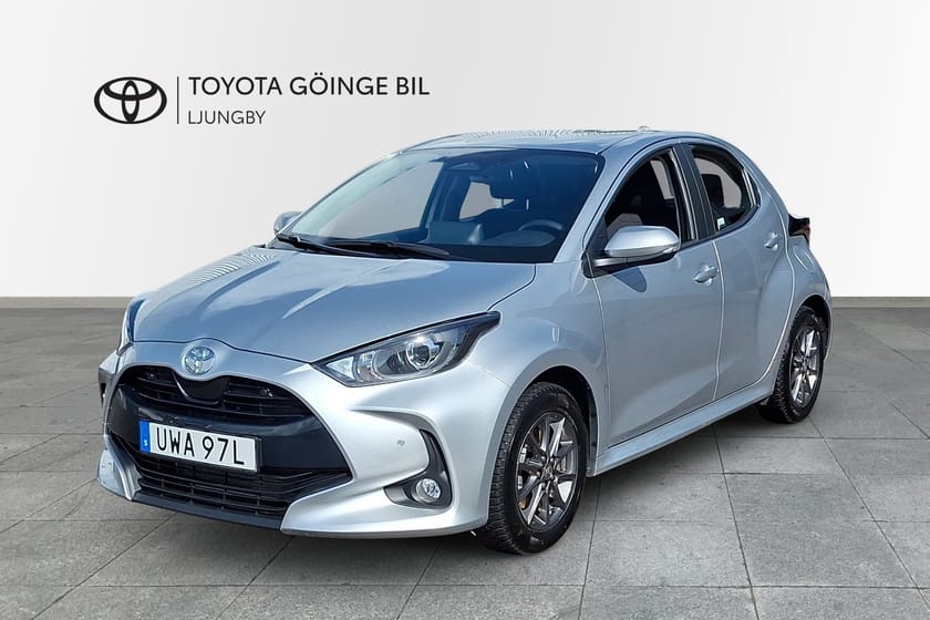 Bild 1 av Toyota Yaris Hybrid 115 1,5 5D ACTIVE KOMFORTPAKET P-SENSORER
