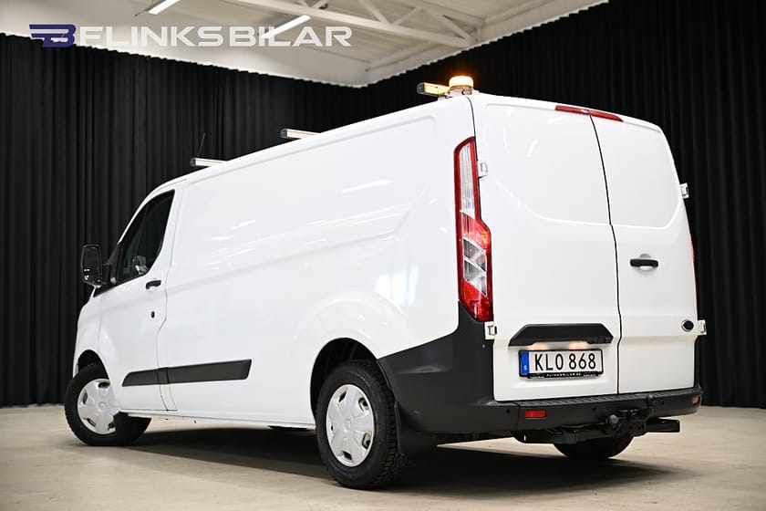 Bild 4 av Ford Transit Custom 290 130HK L2||V-Inredd|Drag|Värmare|Lågmil|NyKamrem