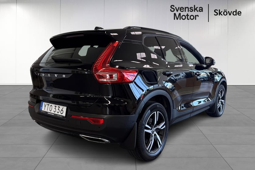 Bild 2 av Volvo XC40 T5 AWD R-Design | Drag | VOC | Backkamera | Adaptiv farthållare |