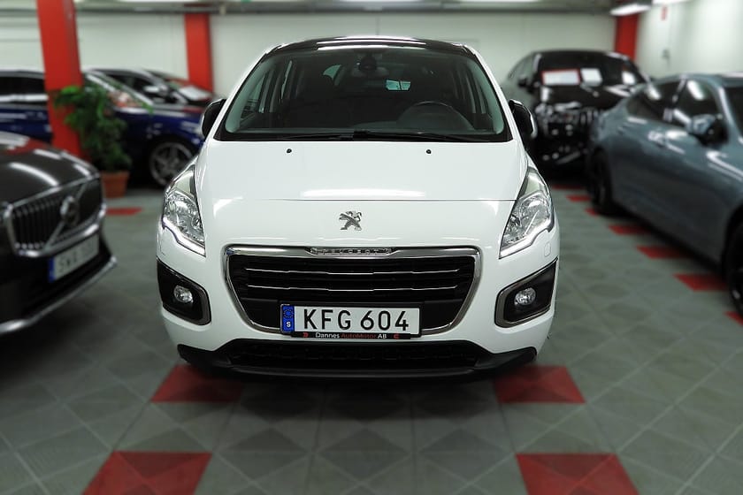 Bild 3 av Peugeot 3008 1.6 BlueHDi EAT Panorama Webasto Värmare SoV Hjul