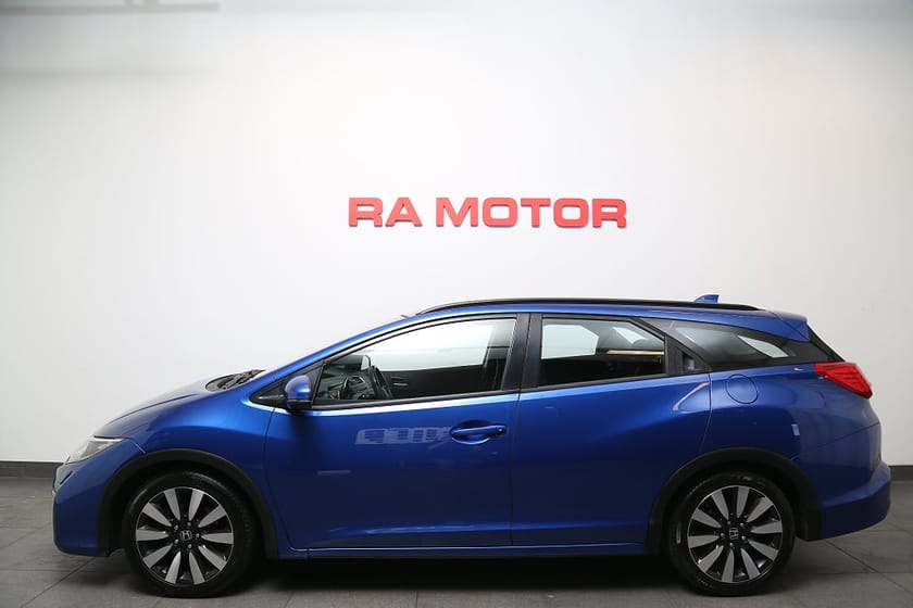 Bild 3 av Honda Civic Tourer 1,8 i-VTEC 141hk Sport Kamera