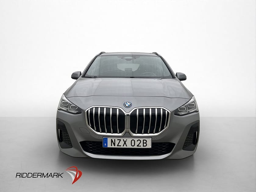 Bild 2 av BMW 225e xDrive Active Tourer M Sport Pano Wide Kamera Drag Navi Moms