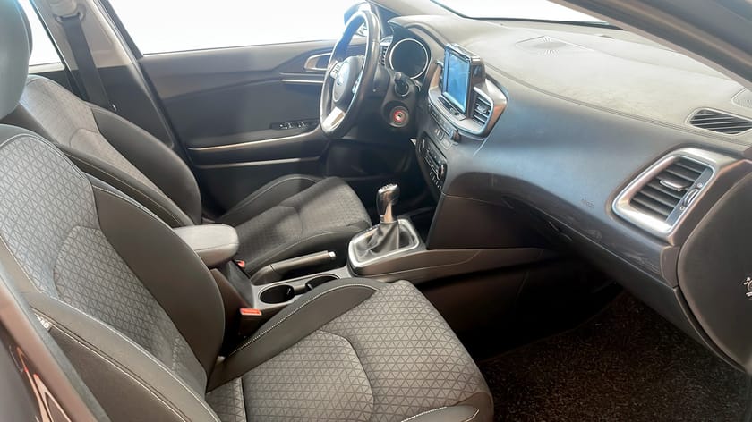 Bild 3 av Kia Ceed 1.0-T MAN ACTION