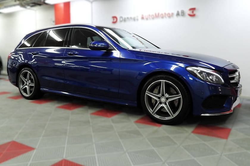 Bild 3 av Mercedes-Benz C 300 T 7G-Tronic Plus AMG Line Plus Panorama Burmester
