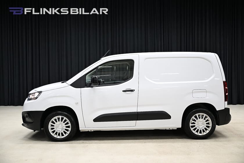 Bild 2 av Toyota ProAce City 130HK Automat|Dubbelgolv|Inredd|Drag|Värmare|Moms