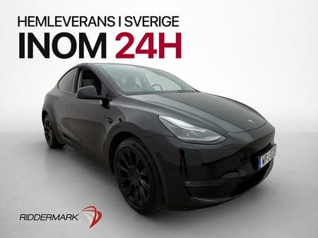 Tesla Model Y Long Range AWD Värmepump Drag  Pano Autopilot