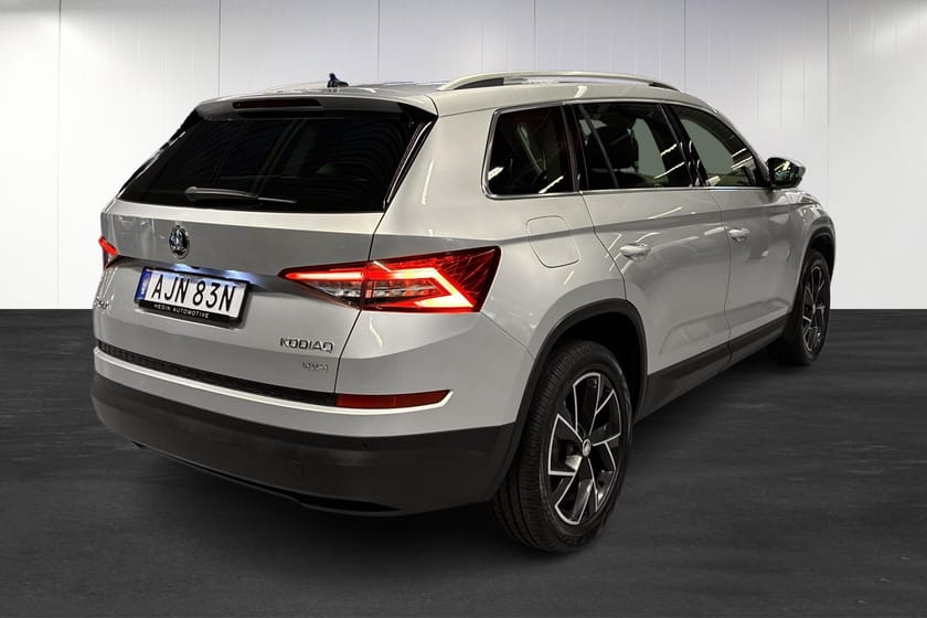 Bild 3 av Škoda Kodiaq 2.0 TSI 4x4 DSG Sekventiell | Businessline | 360 | Drag | Canton |
