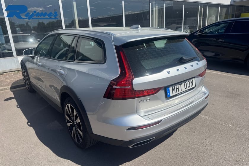 Bild 1 av Volvo V60 Cross Country B5 AWD Bensin Advanced