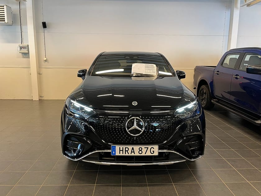 Bild 2 av Mercedes-Benz EQE SUV 350 4MATIC AMG Line Premium