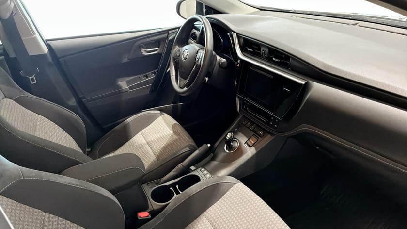 Bild 3 av Toyota Auris Hybrid e-CVT Touch & Go Edition