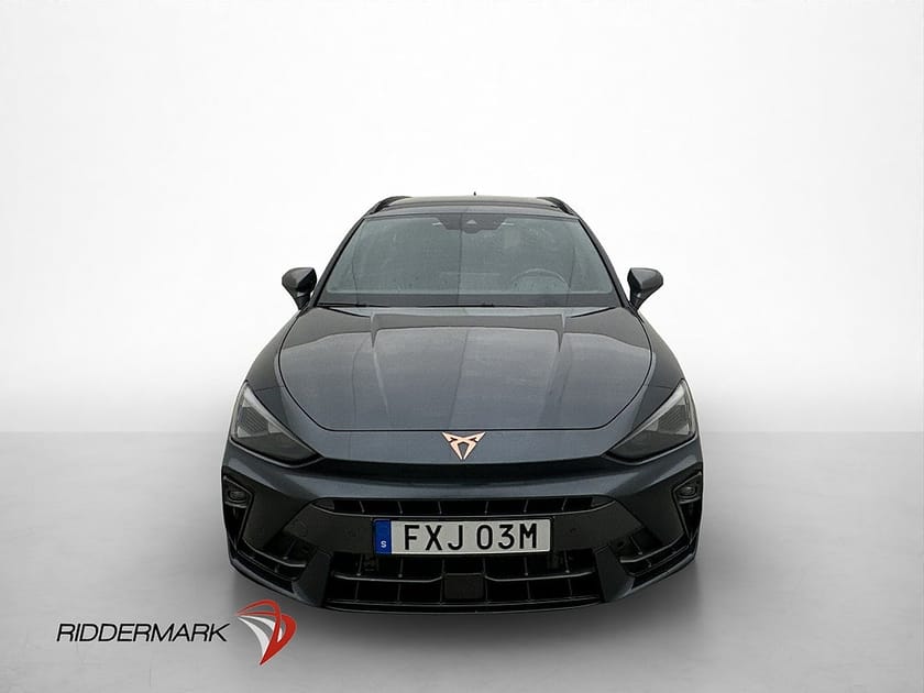 Bild 2 av CUPRA Leon Sportstourer 1.5 eTSI Drag Kamera CarPlay Adaptiv