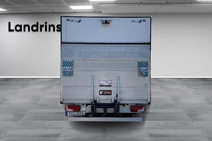 Bild 5 av Mercedes-Benz Sprinter 315 CDI RWD Chassi Automat Volymskåp m. Lyft