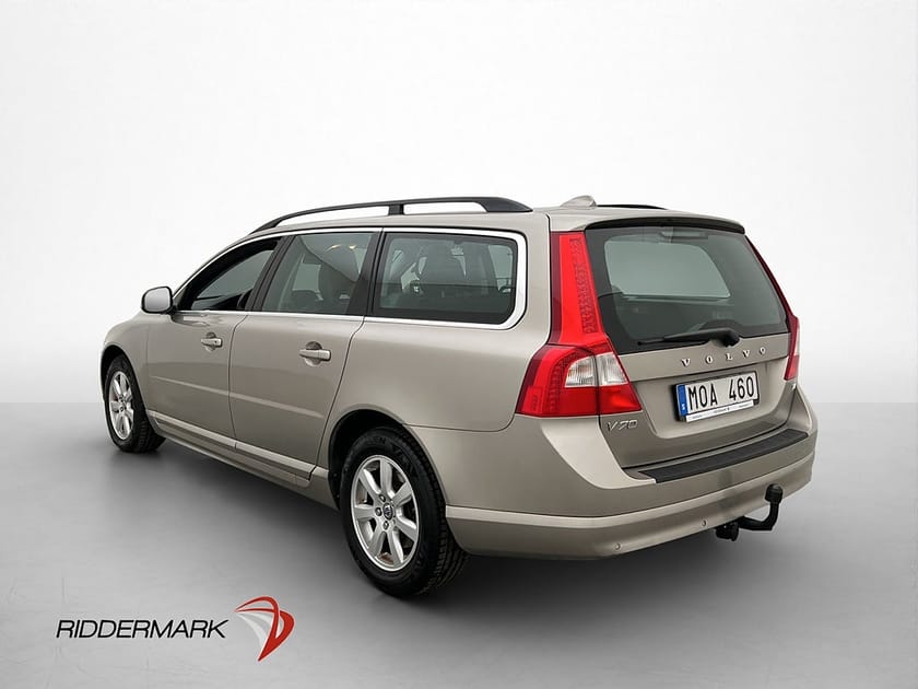 Bild 5 av Volvo V70 T4 Momentum 180hk Värmare Navi Drag 2 brukare PDC