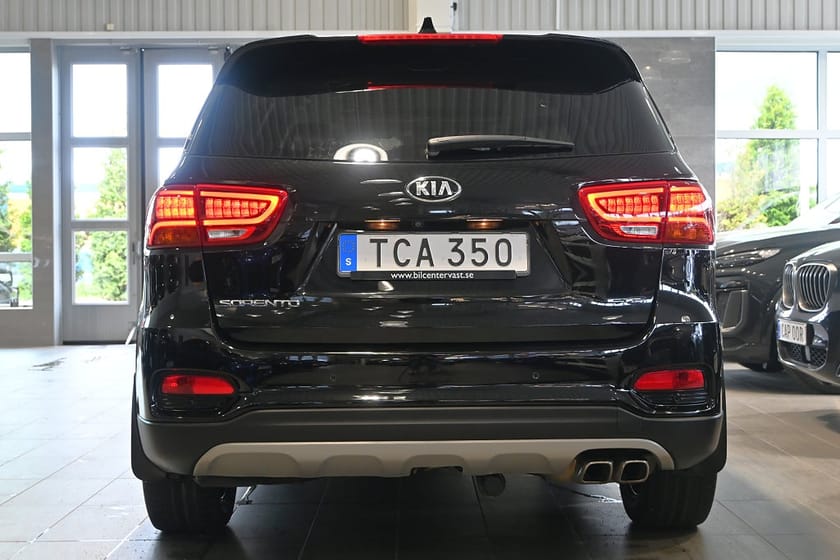 Bild 4 av Kia Sorento 2.2 CRDi AWD GT-Line 7-sits Drag Pano H/K