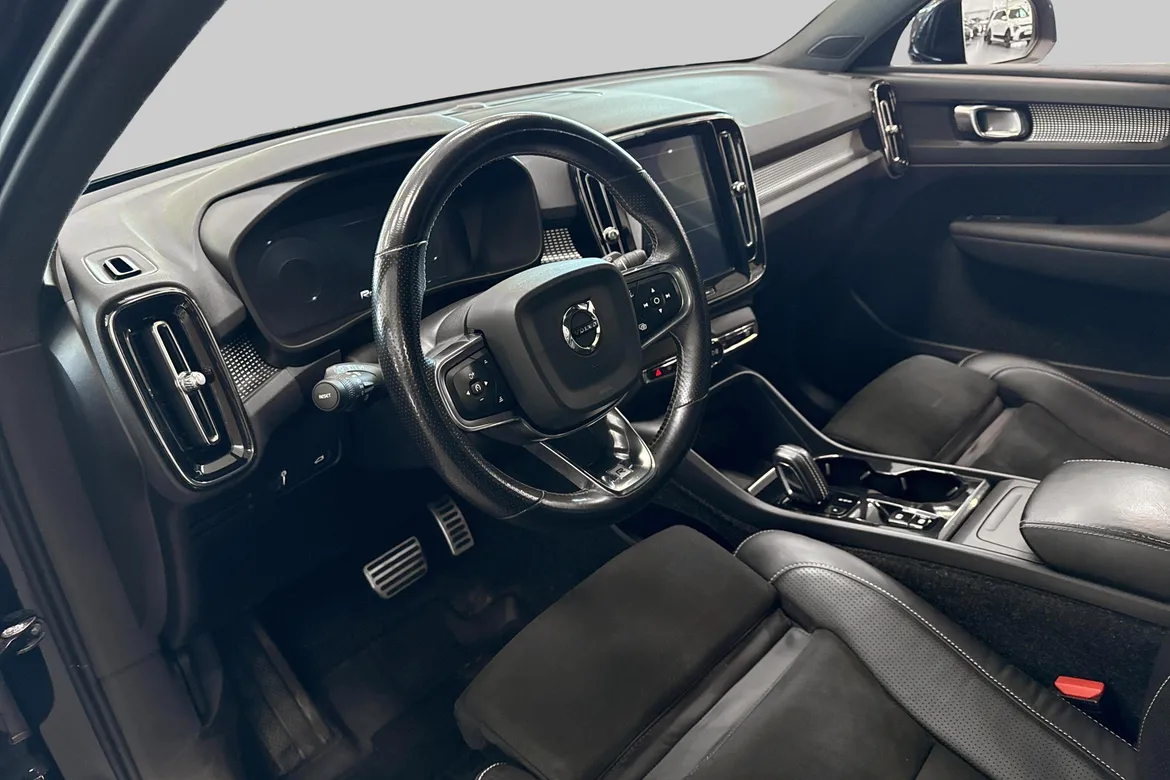 picture of a car